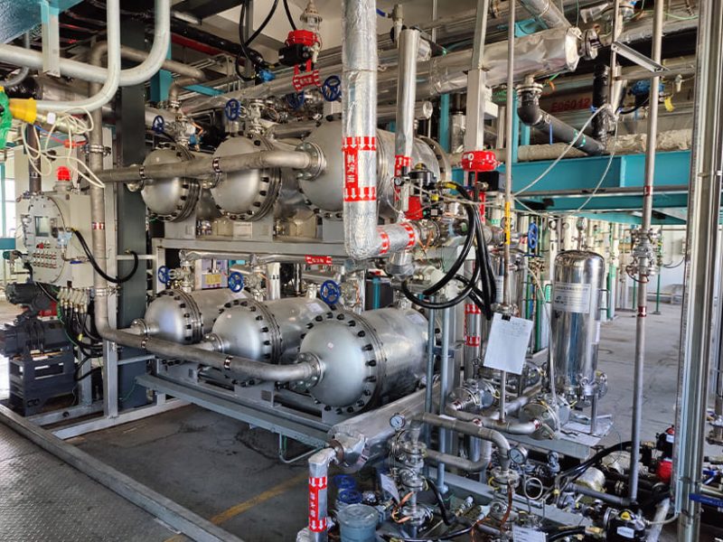 Install Solvent Dehyration Equipment in Plant